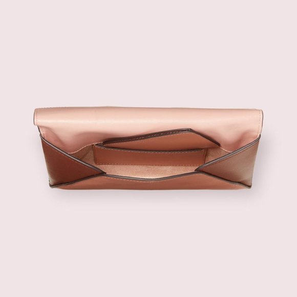 ♠️Kate Spade New Yourk♠️Suzy chain clutch Brandnew/Official Box and paper bag - Picture 3 of 3